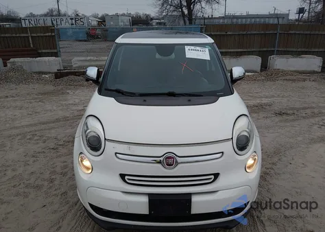 2015 Fiat 500L Lounge z USA, uszkodzony, nr VIN ZFBCFACH0FZ034644